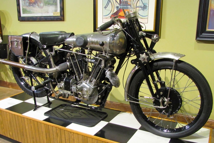 Brough Superior SS100: moto mais rápida do mundo entre 1927 e 1940 