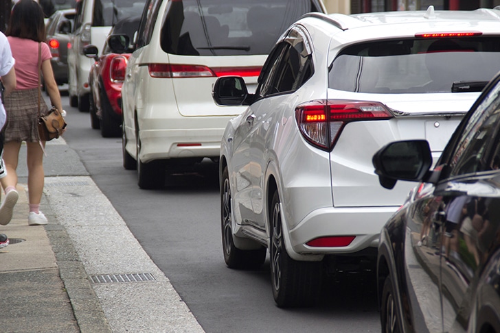 Frota de carros nas ruas