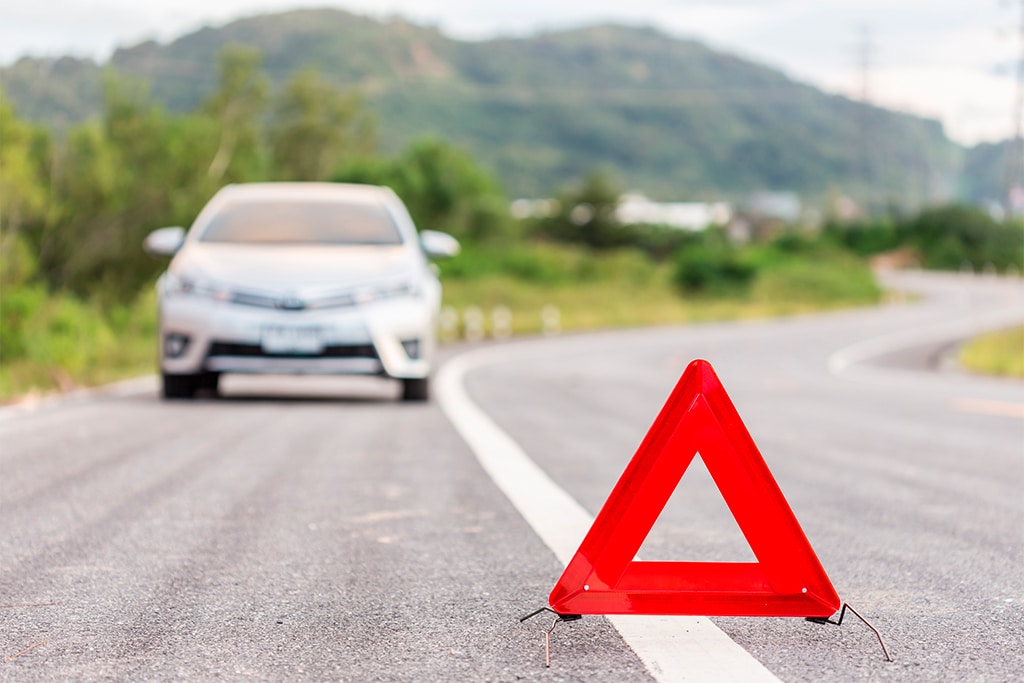 triângulo de sinalização de carro parado